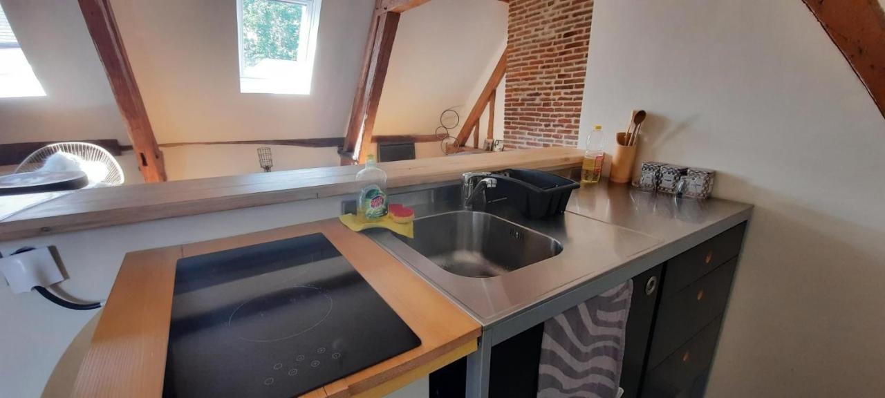 Ferienwohnung Loft De Charme A 150M De La Cathedrale Beauvais Exterior foto